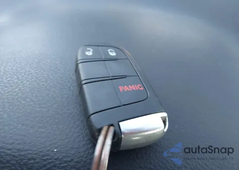 2018 Dodge Journey Sxt z USA, uszkodzony, nr VIN 3C4PDCBG8JT512124